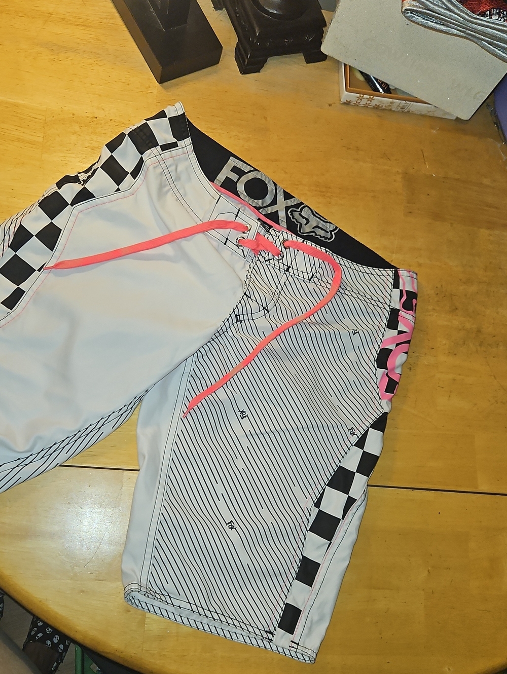 Fox Kids Light Gray & Pink Checkerboard Boardshorts